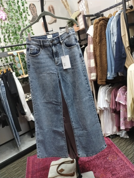 Wide Leg Jeans